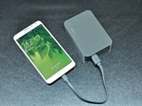 ��ǿ���� ����10400mAh�ƶ���Դͼ��