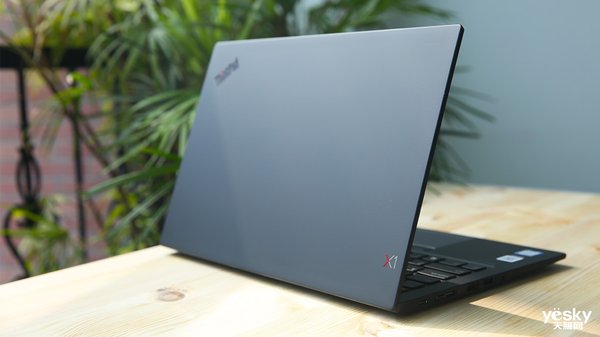 ThinkPad X1 Carbon 2019ײ⣺ִ콢ļ