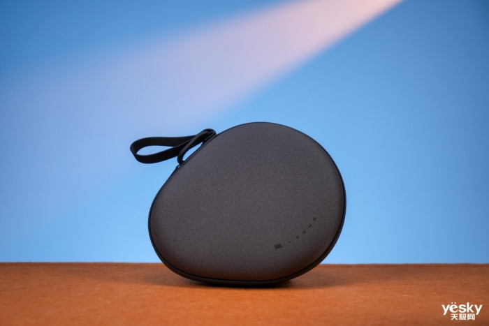 ƿ JBL TOUR ONE M3ͷȲ߽