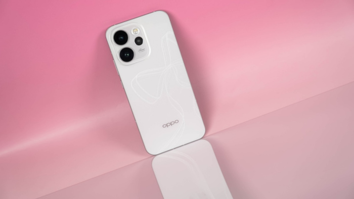 OPPO Reno15ϵ�У�ʵ������һ��ֱ��С����