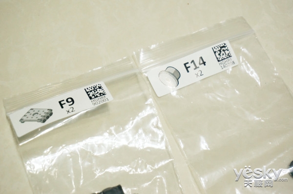 ������������ XYZrobot Y-01���ܻ���������