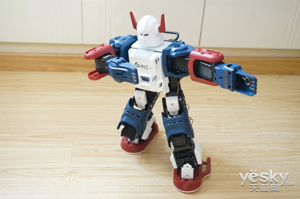 ������������ XYZrobot Y-01���ܻ���������