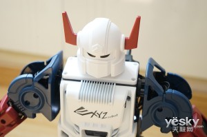 ������������ XYZrobot Y-01���ܻ���������